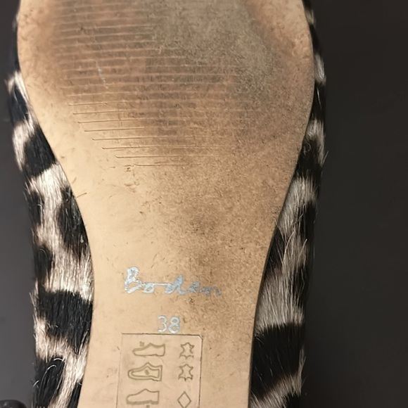 Boden Leopard Calf Hair Leather Ballet Flats
Size 38 / 7.5 Preppy Timeless Chic - Picture 11 of 12